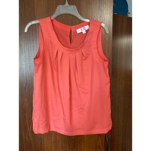 Semi-formal sleeveless polyester blouse